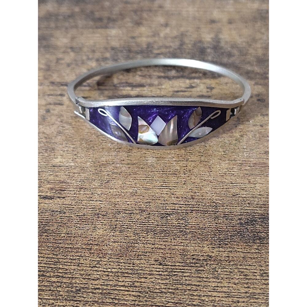 Vintage Mother of Pearl Tulip Inlay Purple Hinged Cuff Bracelet Silver
